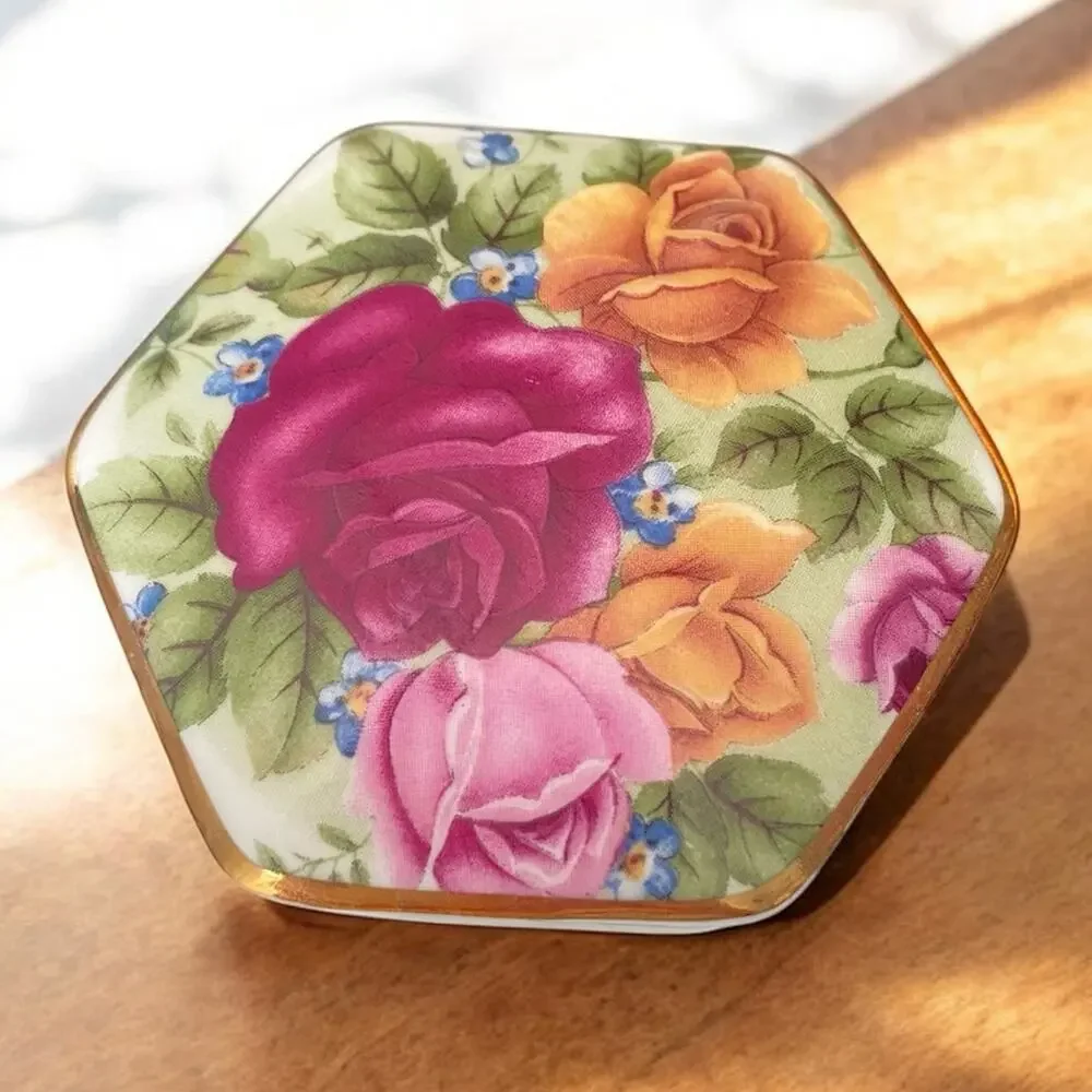 Fine Bone China The Rose Garden Howard Castle Trinket Box Made in England